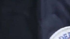 El presidente Trump afirma que indocumentados deben salir del país