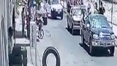 VIDEO: Captan a grupo armado a bordo de trocas tras asesinar a secuestrador