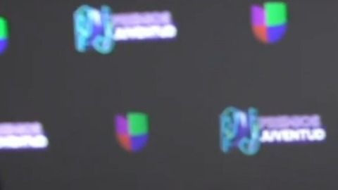 Toni Costa y Alaïa en Premios Juventud.