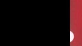 Jacqie Rivera en la alfombra roja de "The Riveras".