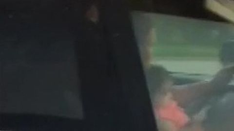 0_Driving-texting-mum