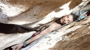 Así estuvo atrapad Sum Bora por casi cuatro días en una cueva de Camboya.