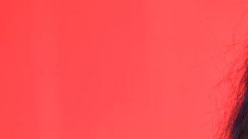 Mon Laferte publicó su "Canción de mierda" el 3 de agosto en YouTube.