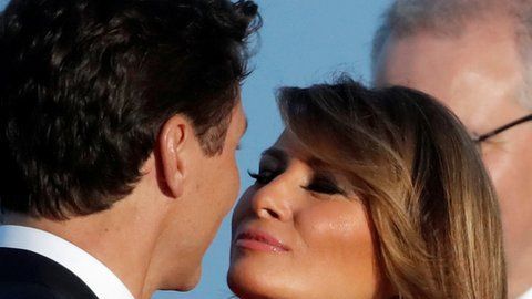 La curiosa imagen de Trudeau, Melania Trump y Donald Trump se viralizó.
