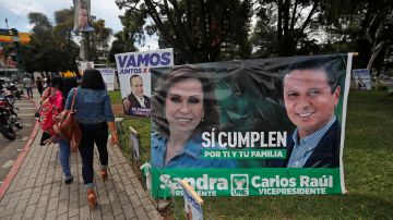 Propaganda electoral en las calles de Ciudad de Guatemala.