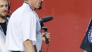 El futbolista español tuvo que ser operado y tardará varios meses en volver.