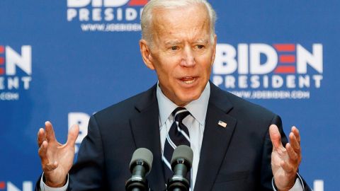 Biden dice que para combatir el racismo, hay que denunciarlo.