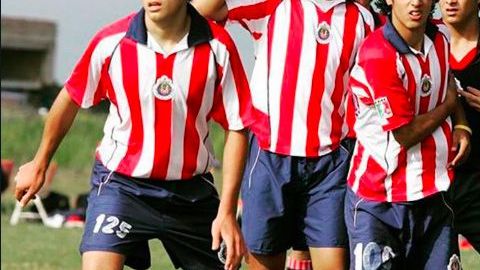 Chicharito Hernández y Carlos Vela son grandes amigos desde pequeños.