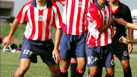 Chicharito Hernández y Carlos Vela son grandes amigos desde pequeños.