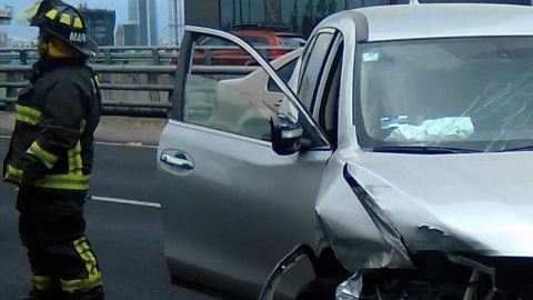 Así quedó el vehículo tras el choque.