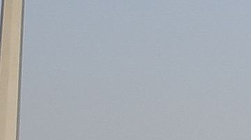 Los hinchas del Estrella Roja de Belgrado llevaron un tanque de guerra al estadio.