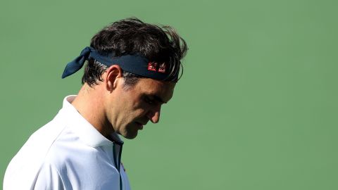 Roger federer se despidió temprano del Masters de Cincinnati, víctima del buen juego de Andrey Rublev.