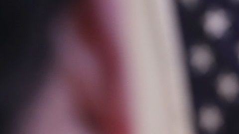 Los oficiales de ICE operan con libertad en oficinas de USCIS.