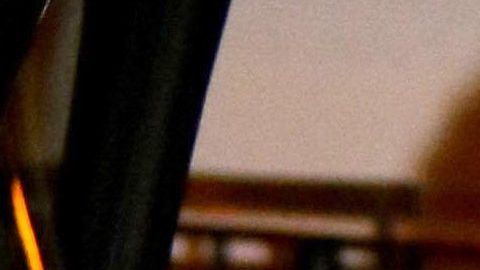 Photo © 2019 Instar Images/The Grosby Group

EXCLUSIVE

New York, NY, 29 April, 2019.

Jennifer Lopez pictured holding a Judith Leiber 10k Style bag during a scene with on the "Hustlers" movie set in Downtown, Manhattan.