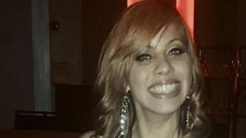 Mercado Ríos, de 34 años, fue ultimada la noche del domingo de un disparo en el cuello.