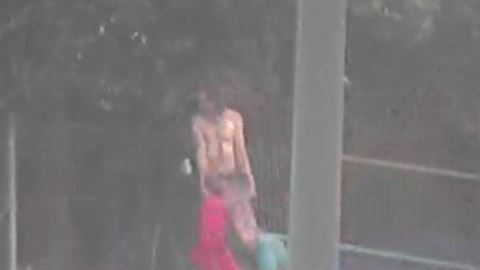 Varias personas denunciaron por teléfono y Twitter lo que parecía un crimen.