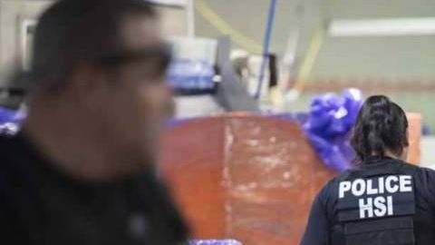 La bebé estuvo tres días sin comer cuando se llevaron a su madre.