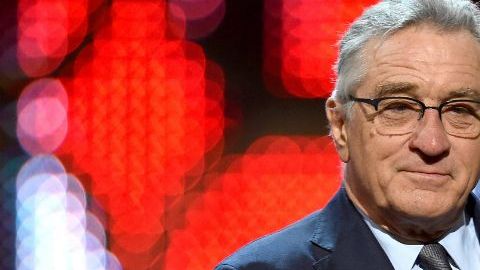 Robert DeNiro en una querella.