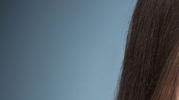 Una gran recomendación es enjuagarse la boca con té negro, elimina el crecimiento de bacterias en la placa dental y reduce la formación y la producción de ácidos que provocan las caries.