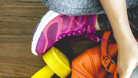 A veces, cargar la maleta ya es hacer ejercicio.