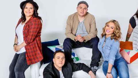 "The Riveras" sigue a Chiquis, Jacqie, Mikey, Jenika y Johnny  / Foto: NBC Universo