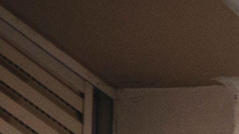 La pareja cayó de un segundo piso.