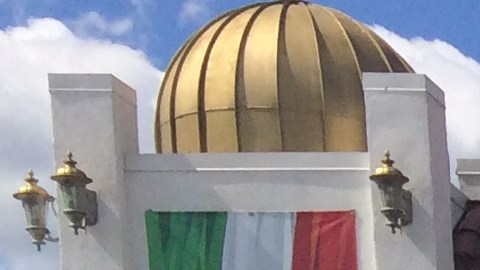 El tradicional e icónico desfile de La Villita de Chicago para celebrar la Independencia de México cumple 50 años. (Irene Tostado / La Raza)