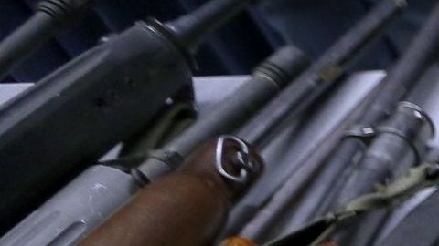 Armas confiscadas en Los Ángeles.