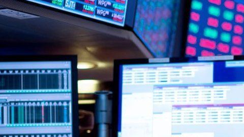 La Bolsa de Nueva York registra fuertes caídas al inicio de la semana./Getty Images