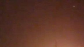 Las llamas en una de las principales plantas petroleras.