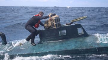 La Guardia Costera interceptó el submarino en aguas del Pacífico.