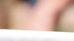 New York (United States), 01/09/2019.- Serena Williams of the US falls as she plays Petra Martic of Croatia during their match on the seventh day of the US Open Tennis Championships the USTA National Tennis Center in Flushing Meadows, New York, USA, 01 September 2019. The US Open runs from 26 August through 08 September. (Tenis, Abierto, Croacia, Estados Unidos, Nueva York) EFE/EPA/JOHN G. MABANGLO