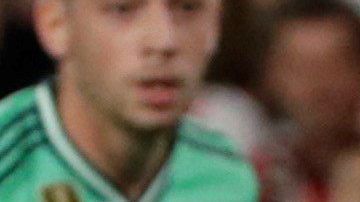 Los sevillanos salen de casa para enfrentar al Eibar.