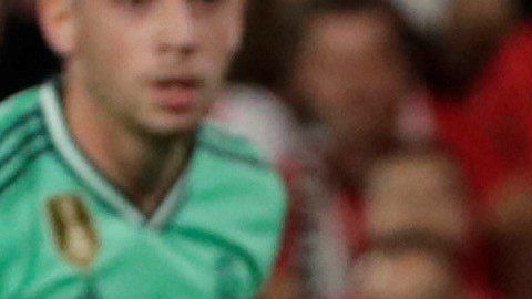 Los sevillanos salen de casa para enfrentar al Eibar.