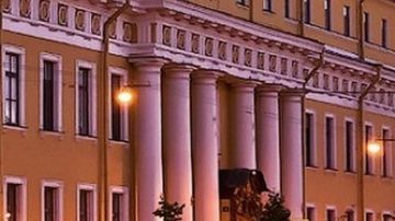 El Palacio Yusupov es uno de los puntos de referencia en el rio Moika en San Petersburgo.