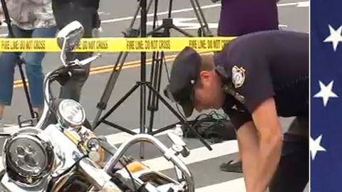 McGrath iba a bordo de una moto