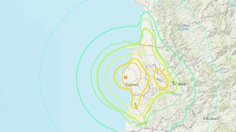 El terremoto ocurrió cerca de Tirana, en Albania.