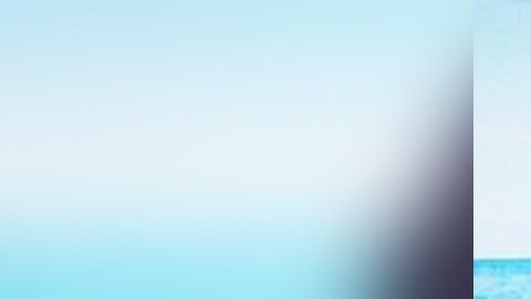 A Alexia le encantan las vacaciones y presumir sus bikinis