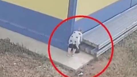 El supermercado ubica en   Cheremshan.