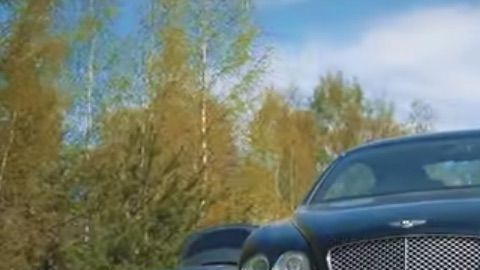 Un programa de YouTube en Rusia alteró un Bentley para parecer un tanque