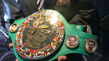 El Consejo Mundial de Boxeo regresa a Chicago con peleas de aficionados y profesionales. (Javier Quiroz / La Raza)
