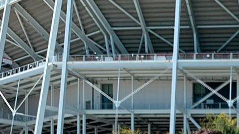 El "Pollo" Briseño celebró todo como si fueran barridas