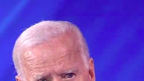 Joe Biden y Julián Castro en el debate.