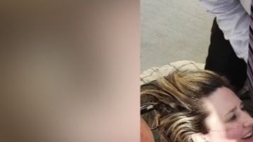 Lindsay y su bebé recién nacida