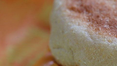 Ofrecer hamburguesas en las mañanas podría afectar la calidad del servicio.