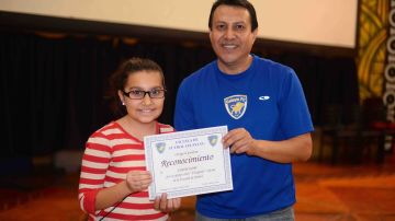 La Escuela de Futbol Celaya que dirige Javier Luna está aceptando nuevos alumnos desde los 4 años en adelante. (Javier Quiroz / La Raza)