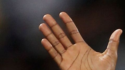 El camerunés militó en 13 clubes y formó parte del sextete del Barcelona en el 2009