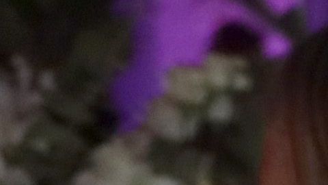 Cindy Bruna, Neymar y Kylian Mbappé posando en el cumpleaños de la modelo.