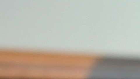 La salvadoreña y su hija se suman a los 38,000 migrantes que esperan en México.