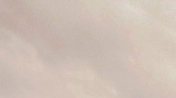 El Skywalk, en forma de herradura, se adentra 70 pies sobre el río Colorado.